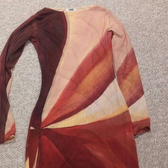 Sold out Aphrodite Dress - Picture 8 of 12